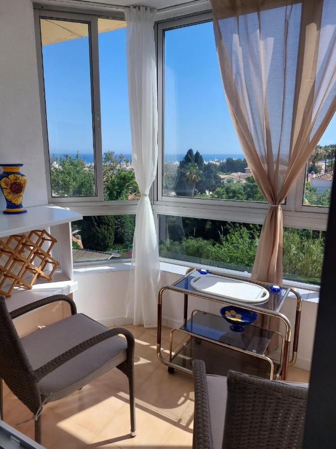 Lovely Apartment In Torremolinos Views Of The Sea, Pool, Terrace, Sofa Bed And Fully Equipped Kitchen Exterior foto